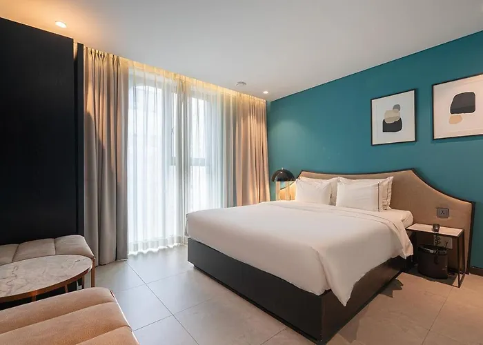 The Castle Jamsil Sports Complex Hotel